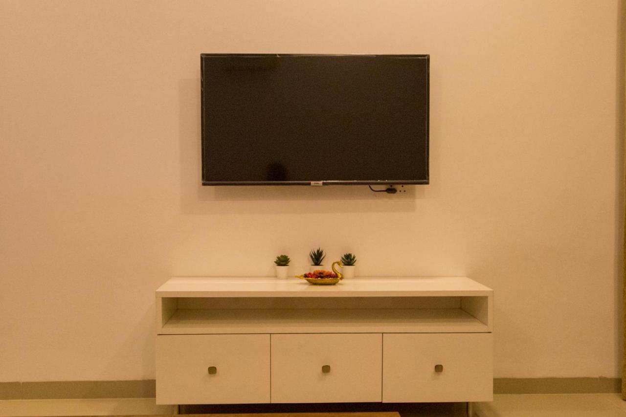 Comfycorner - Luxurious 2-Bhk Apartment Arpora Buitenkant foto